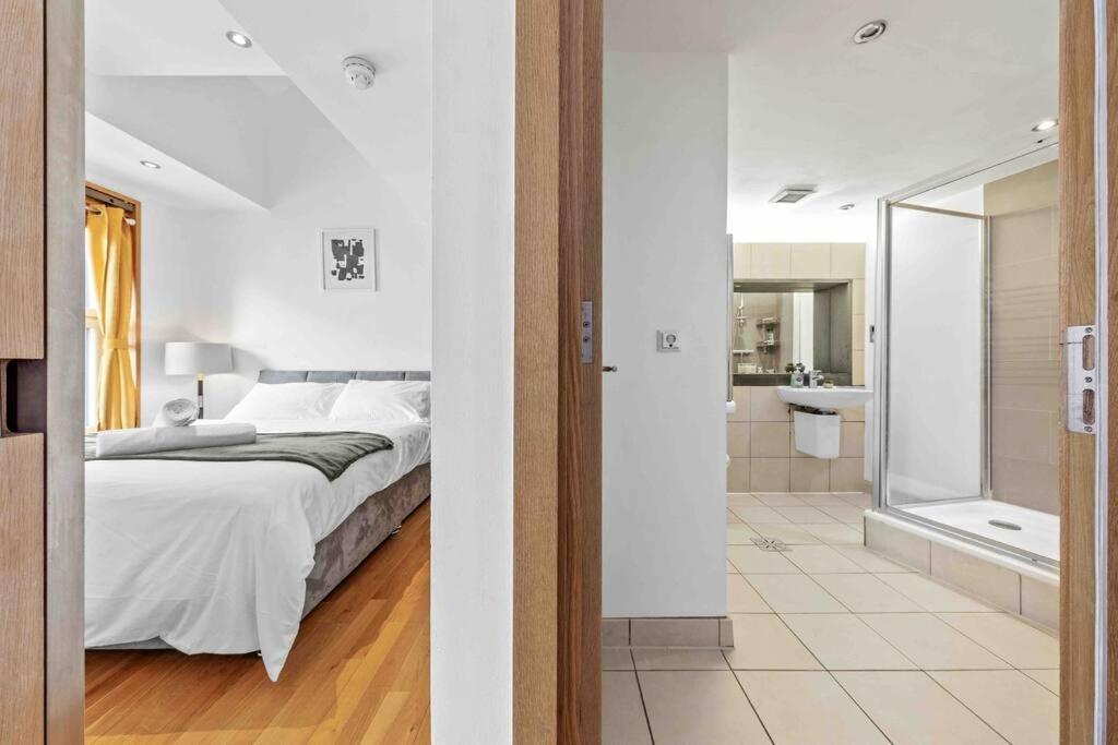 Piccadilly,stjames,mayfair In Heart Of Hy17 Londra